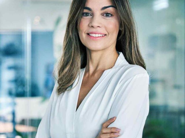 https://www.nwohalaw.com/wp-content/uploads/2019/02/team_02-1-640x480.jpg